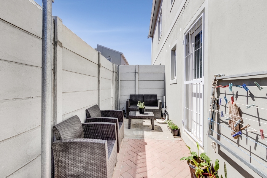 3 Bedroom Property for Sale in Rivergate Western Cape